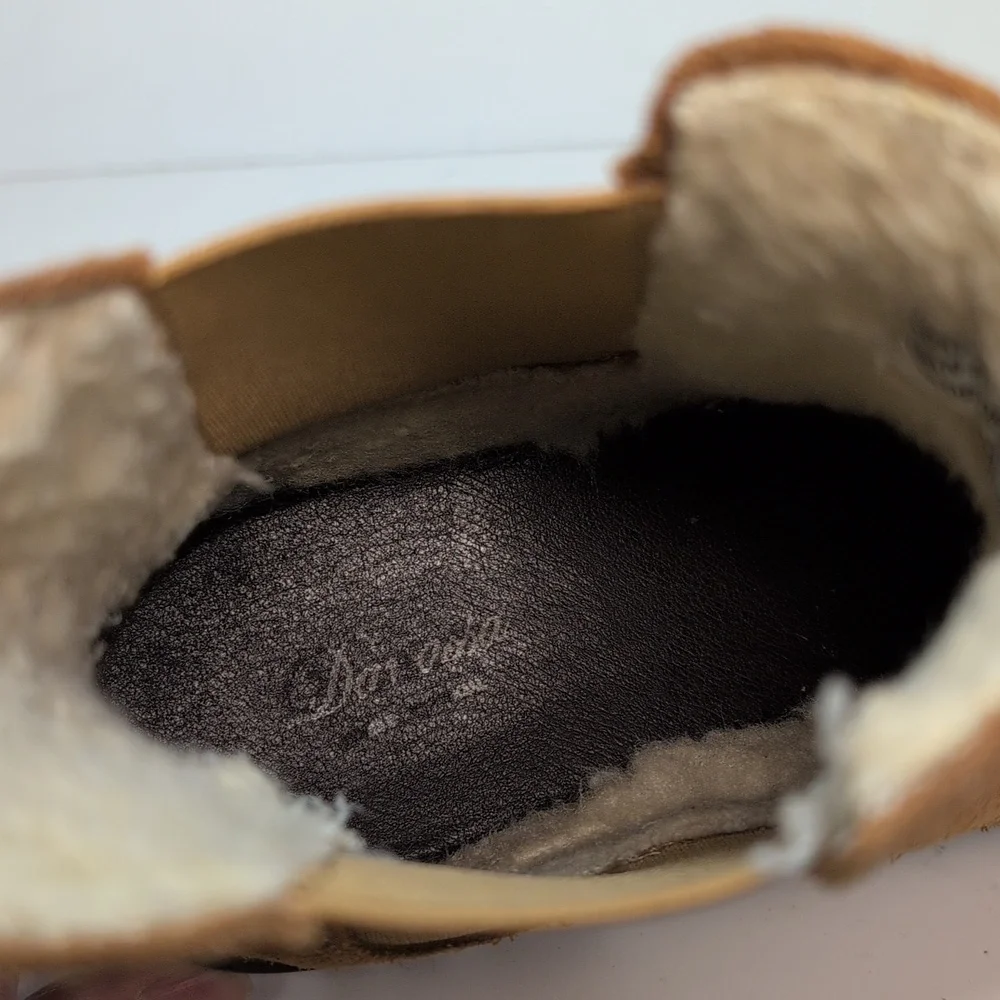 Danassa  lugged sole Chelsea suede boots women's size 6.5 EU 37 - Picture 15 of 16